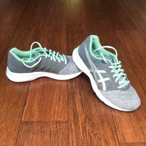 ASICS gel duomax shoes, never worn